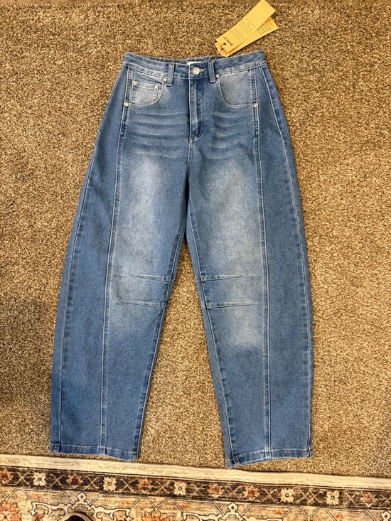 GenLeck Denim - Women's Blue Wide Leg Jeans - Classic Flared Style